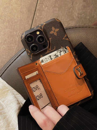 Lou Card Holder Chain iPhone Case