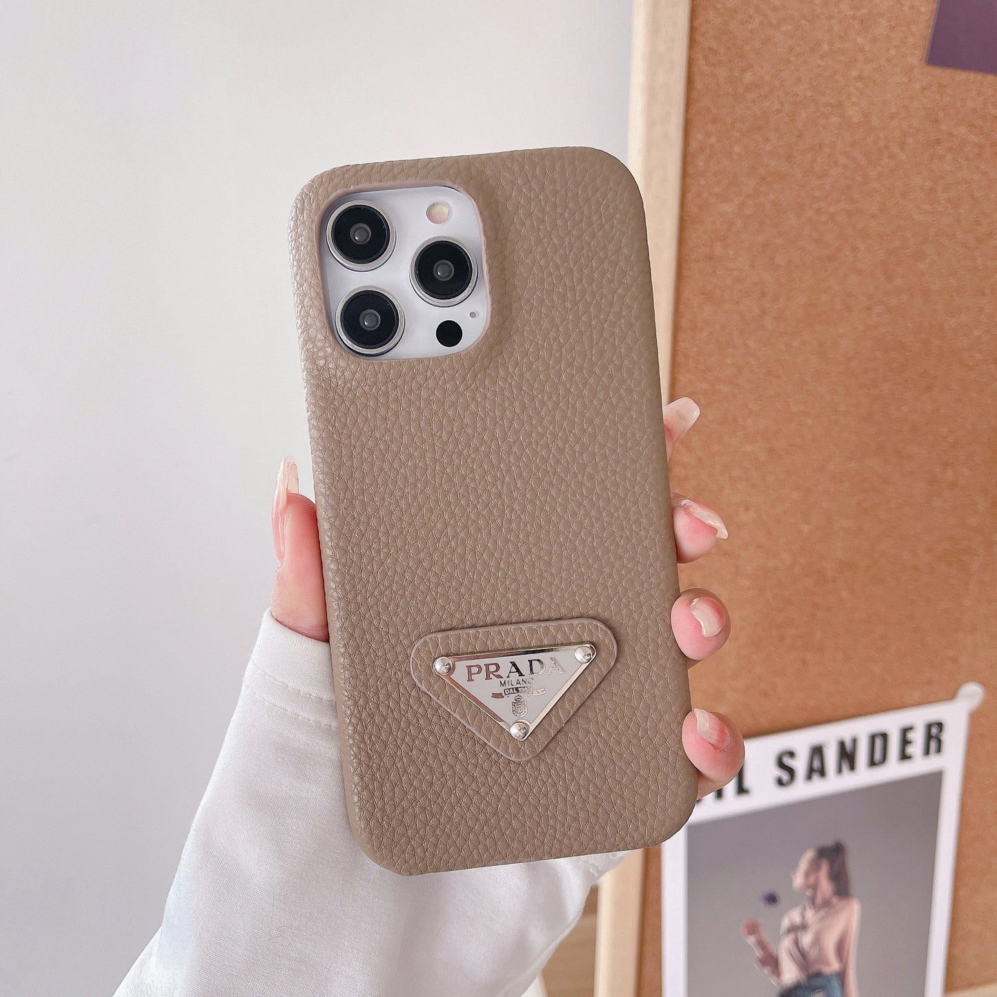 Pra Leather iPhone 17 Case
