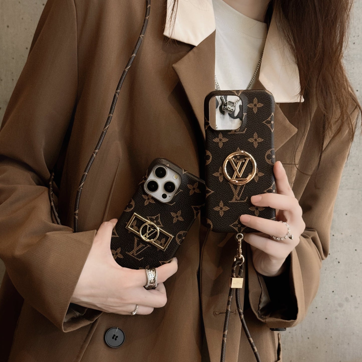 Lou Card Holder Chain iPhone Case