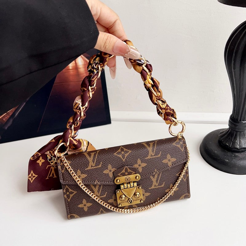 Lou GG Scarves Bag iPhone 17 Case