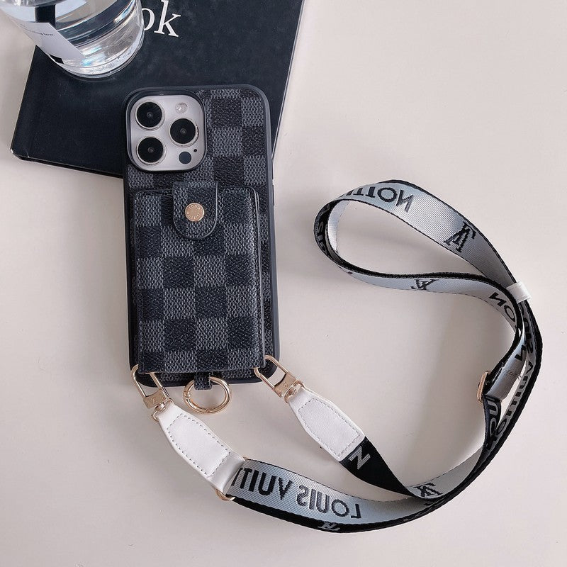 Lou Card Bag Classic Chain iPhone 16 Case